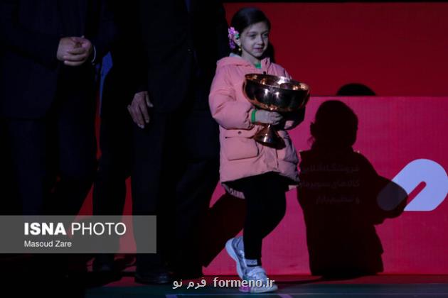 سی ودمین دوره مسابقات بین المللی بدمینتون فجر؛ از خداحافظی اسکندری تا حضور دختر کاپشن صورتی در افتتاحیه!